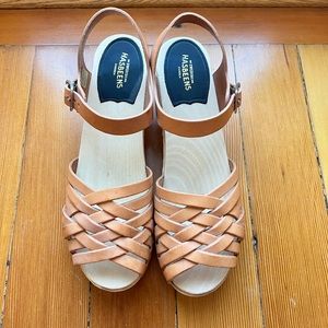 Swedish Hasbeens Renja in Nature NWOT